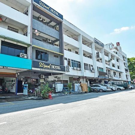 F Hotel Sungai Dua Bukit Экстерьер фото