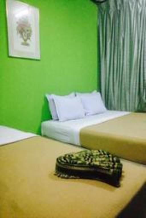 F Hotel Sungai Dua Bukit Экстерьер фото